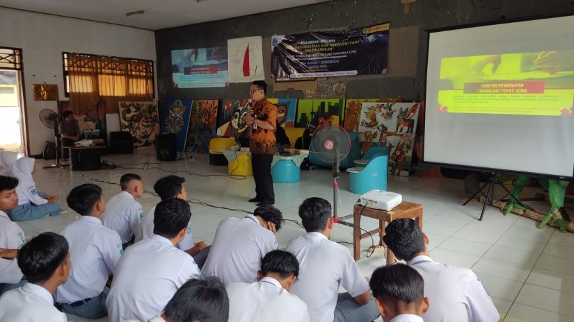 Belajar Dari Sang Ahli Rekayasa Teknologi