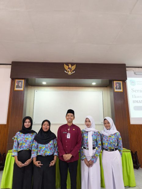 Serah Terima Jabatan Ketua Ekstrakurikuler Paskibra Pasmerta (Pasukan Singa Amarta) SMAN 1 Singorojo Tahun 2025